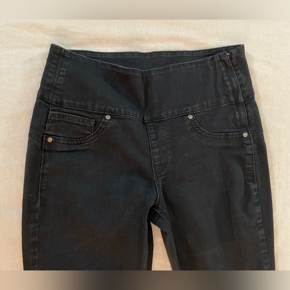 Spanx by Sarah Blakely Jeans - Picture 2 of 9